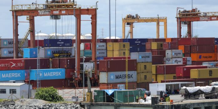 tarifa-de-37,5%-dos-eua-atinge-us$-6,6-bi-em-exportacoes-do-brasil tarifa-de-37,5%-dos-eua-atinge-us$-6,6-bi-em-exportacoes-do-brasil