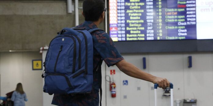 novo-sistema-alfandegario-agiliza-desembarque-de-viajantes novo-sistema-alfandegario-agiliza-desembarque-de-viajantes