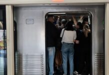 Usuários de trens mudam rotina por causa de greve da CPTM usuarios-de-trens-mudam-rotina-por-causa-de-greve-da-cptm