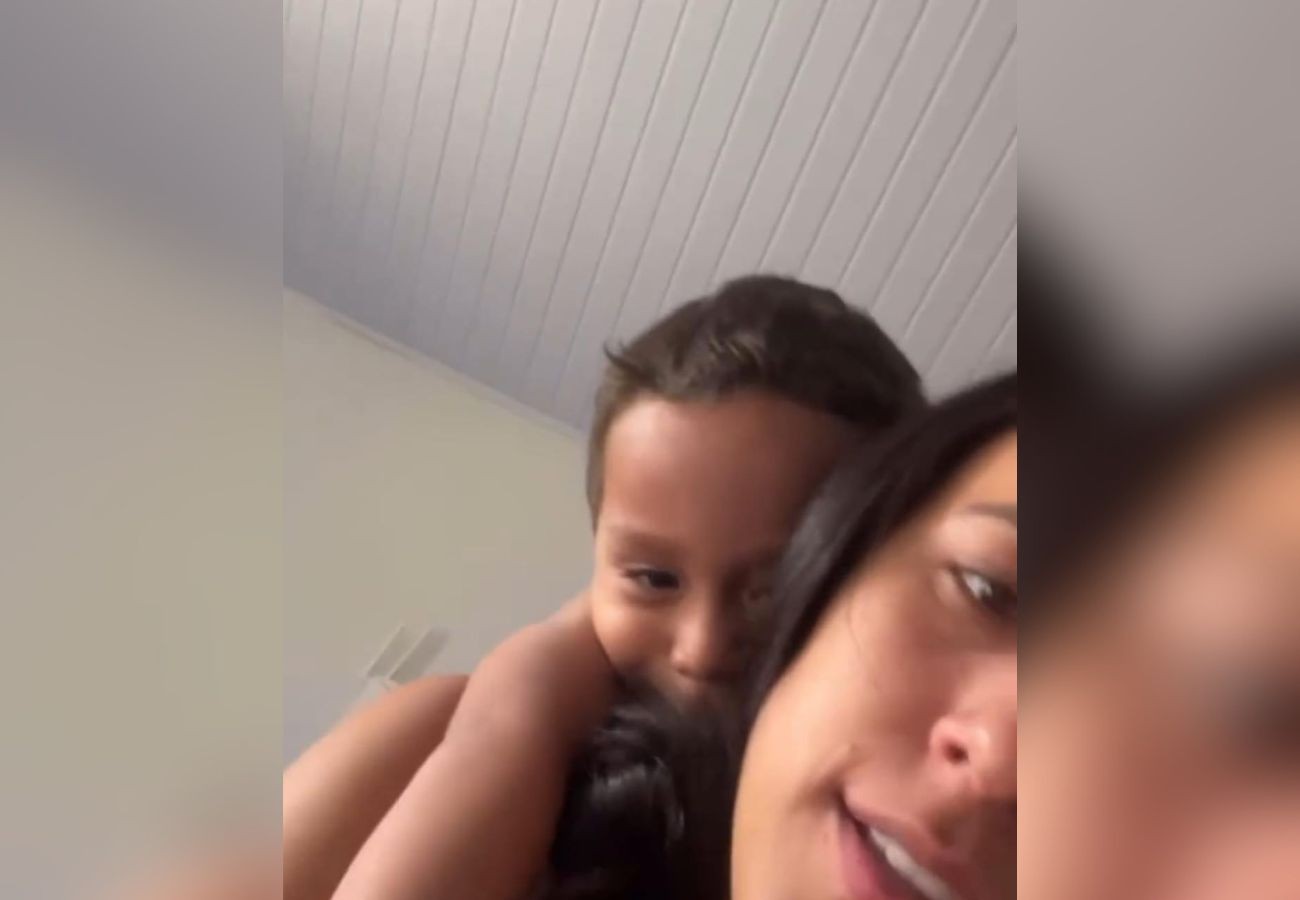 Mãe de criança morta na casa do pai posta vídeo em homenagem ao filho: ‘Eu te amo mais que tudo’ mae-de-crianca-morta-na-casa-do-pai-posta-video-em-homenagem-ao-filho:-‘eu-te-amo-mais-que-tudo’