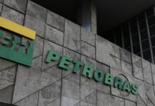 Petrobras tem lucro líquido de R$ 52,4 bi no segundo trimestre petrobras-tem-lucro-liquido-de-r$-52,4-bi-no-segundo-trimestre