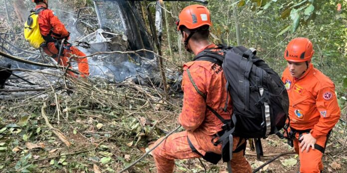 quatro-pessoas-morrem-em-queda-de-helicoptero-no-rio-de-janeiro quatro-pessoas-morrem-em-queda-de-helicoptero-no-rio-de-janeiro