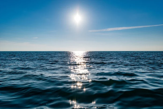 oceanos-registram-segundo-mes-consecutivo-de-calor-recorde
