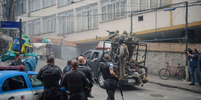 rio-registra-em-julho-34-tiroteios-envolvendo-faccoes-criminosas rio-registra-em-julho-34-tiroteios-envolvendo-faccoes-criminosas