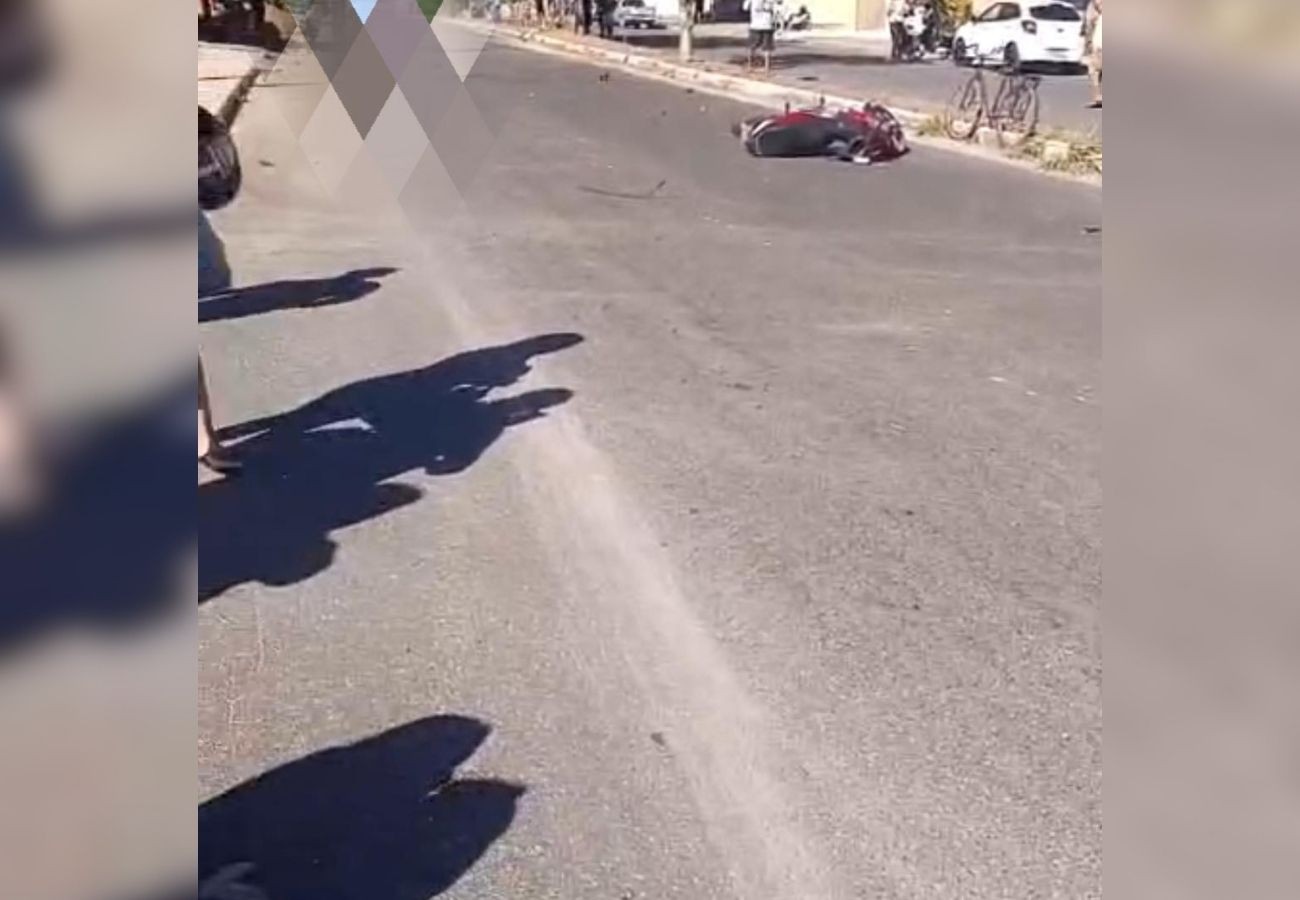 Mulher morre após moto ser atingida por carro no interior do Tocantins mulher-morre-apos-moto-ser-atingida-por-carro-no-interior-do-tocantins