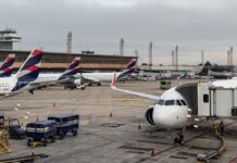 Anvisa atualiza regras de segurança sanitária para aviões e aeroportos anvisa-atualiza-regras-de-seguranca-sanitaria-para-avioes-e-aeroportos