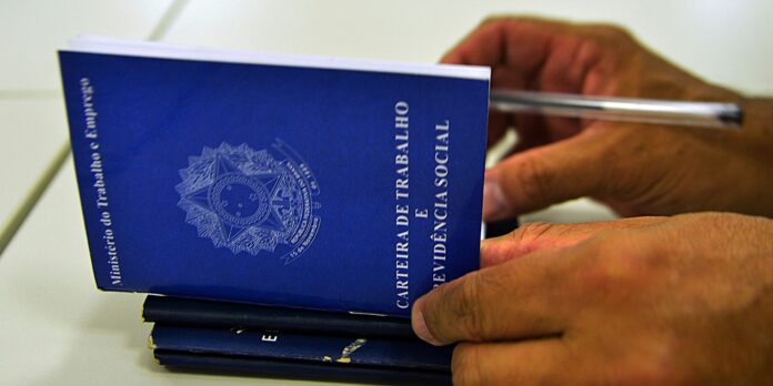 brasil-cria-58,5-mil-postos-de-trabalho-em-julho,-aponta-caged