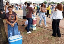 Ambulantes “desfilam” no 7 de Setembro em busca de sustento ambulantes-“desfilam”-no-7-de-setembro-em-busca-de-sustento