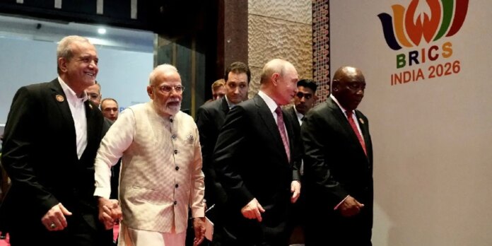 com-ira-e-emirados-arabes-no-bloco,-brics-pede-calma-no-oriente-medio com-ira-e-emirados-arabes-no-bloco,-brics-pede-calma-no-oriente-medio