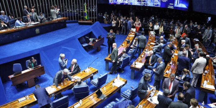 pl-elege-19-senadores-e-soma-28;-mdb-conquista-sete-vagas-e-pt,-seis pl-elege-19-senadores-e-soma-28;-mdb-conquista-sete-vagas-e-pt,-seis