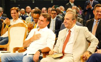 Flávio passa domingo reunido com prefeitos e vereadores de São Paulo flavio-passa-domingo-reunido-com-prefeitos-e-vereadores-de-sao-paulo