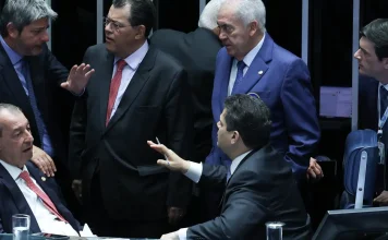 Senadores aprovam pedido para acelerar votação da PEC da Segurança senadores-aprovam-pedido-para-acelerar-votacao-da-pec-da-seguranca