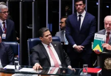 Congresso promulga emenda de aposentadoria especial de agente de saúde congresso-promulga-emenda-de-aposentadoria-especial-de-agente-de-saude