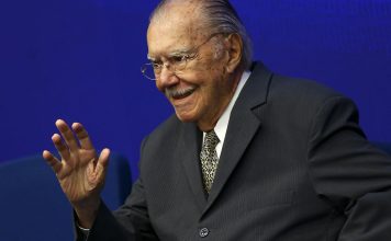 José Sarney recebe alta hospitalar após nove dias de internação jose-sarney-recebe-alta-hospitalar-apos-nove-dias-de-internacao