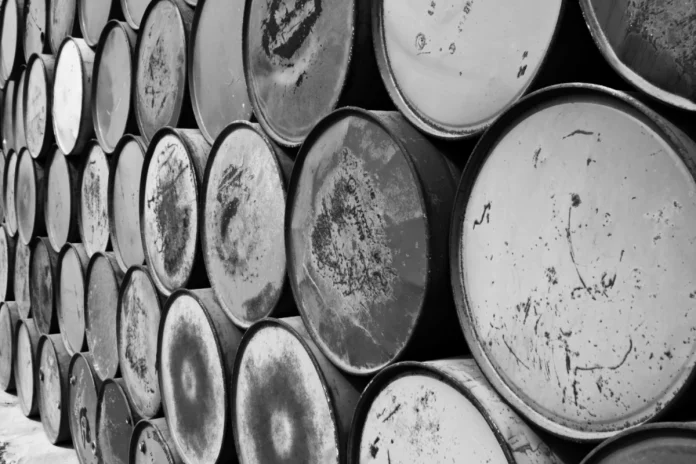 iea-aumenta-projecoes-para-queda-da-demanda-por-petroleo-em-2026
