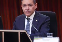 Nunes Marques suspende postagens ilegais contra campanha de Lula nunes-marques-suspende-postagens-ilegais-contra-campanha-de-lula