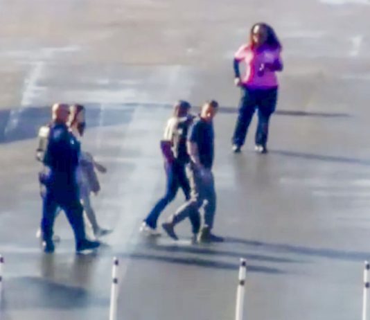 Democratas condenam decisão de Trump de conceder visto a Flávio democratas-condenam-decisao-de-trump-de-conceder-visto-a-flavio