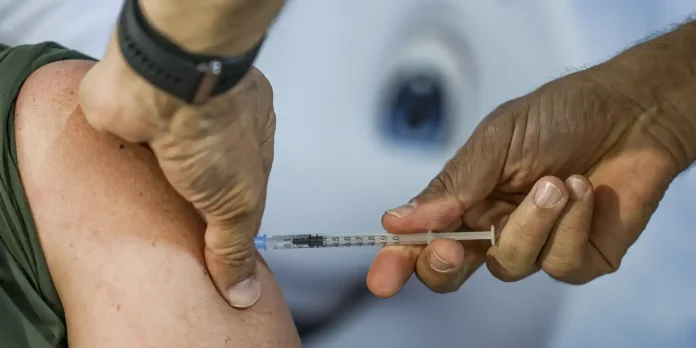saude-disponibiliza-painel-para-monitorar-vacinacao-contra-meningite saude-disponibiliza-painel-para-monitorar-vacinacao-contra-meningite