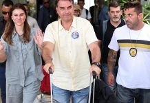 Ação Popular pede suspensão de salário do senador Flávio Bolsonaro acao-popular-pede-suspensao-de-salario-do-senador-flavio-bolsonaro